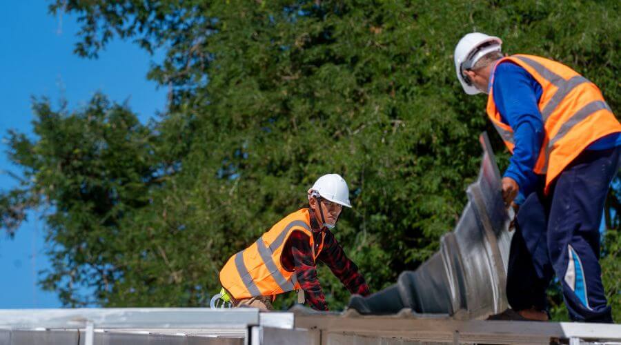 Roof maintenance in Mapleville, RI